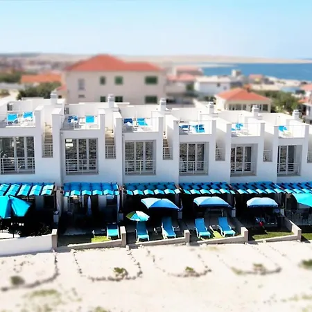 度假居 Atrium Blue House *