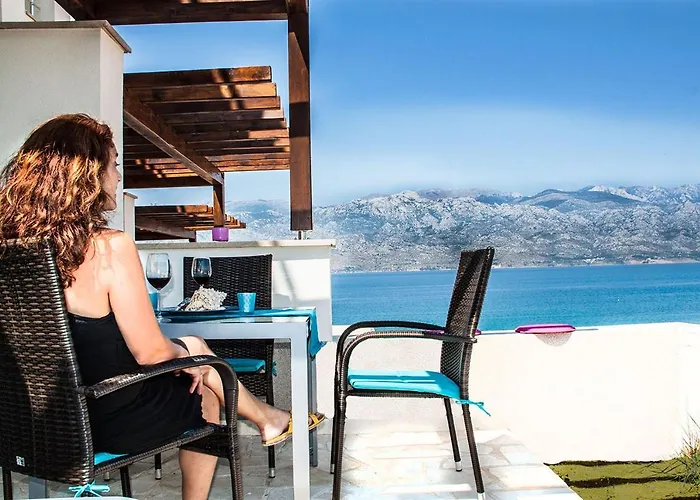 Atrium Blue House Razanac