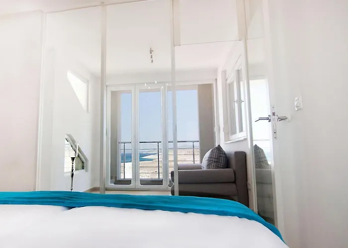 Atrium Blue House 度假居 *