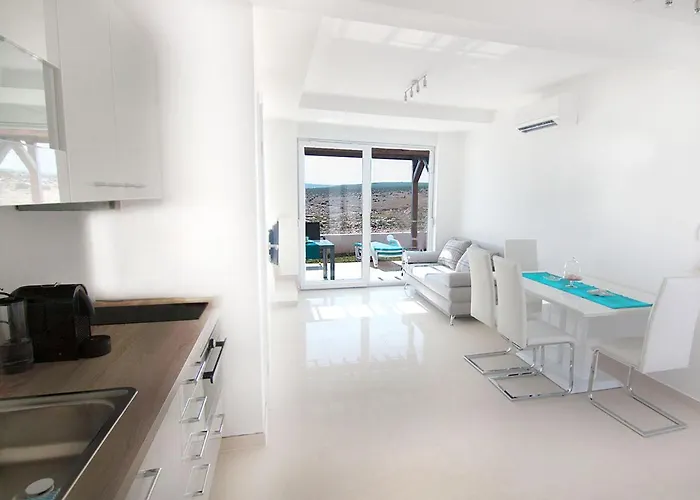 Atrium Blue House Razanac